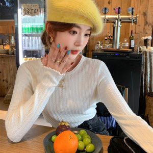 Women's White Ruffle Trim Long Sleeve Knit Top 2026 Early Autumn Round Neck Slim Fit Pullover