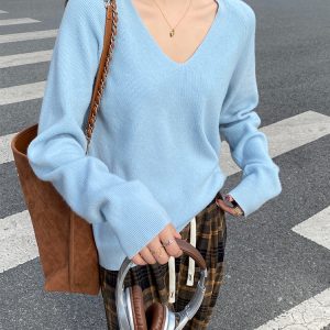 Blue V-Neck Sweater Women's Inner Layer 2026 Autumn Winter New High-End Lazy Style Base Knit Top