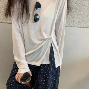 Women's White Split Hem Fitted T-Shirt Summer Light Lazy Casual Top