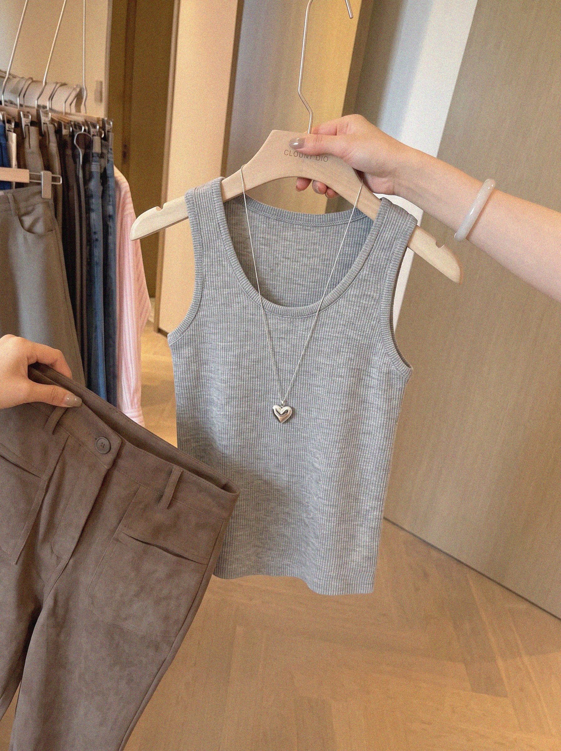 Gray Camisole Tank Top for Women 2026 Summer Slimming Sexy Base Layer