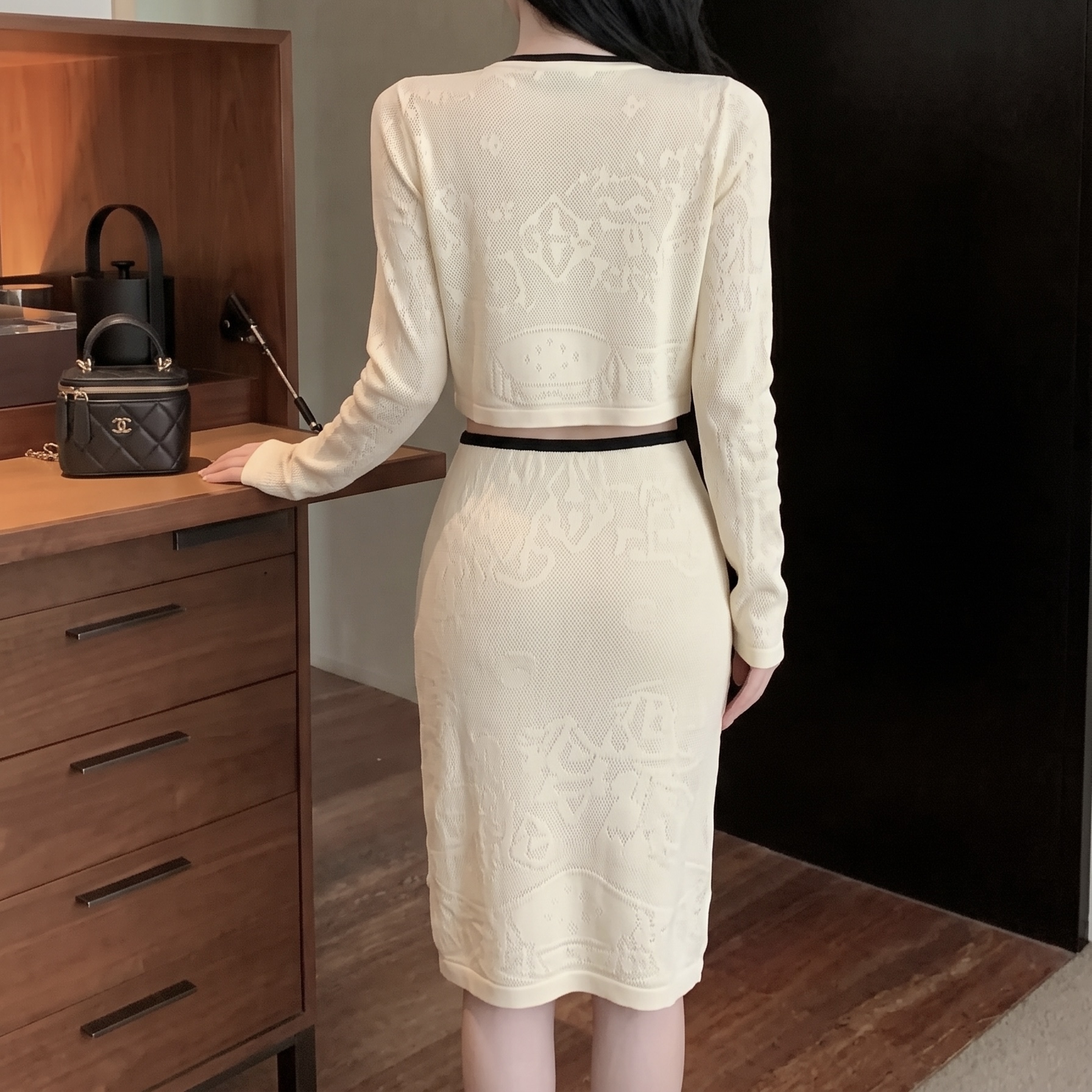 French Style Knit Hollow Pattern Three-Piece Set for Women - Image 5